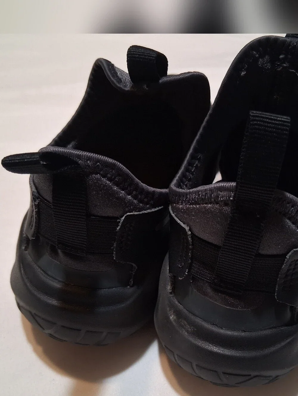 Nike Flex Runner 2 Black Anthracite Slip On Kids Sneaker 1.5Y Activewear Running
